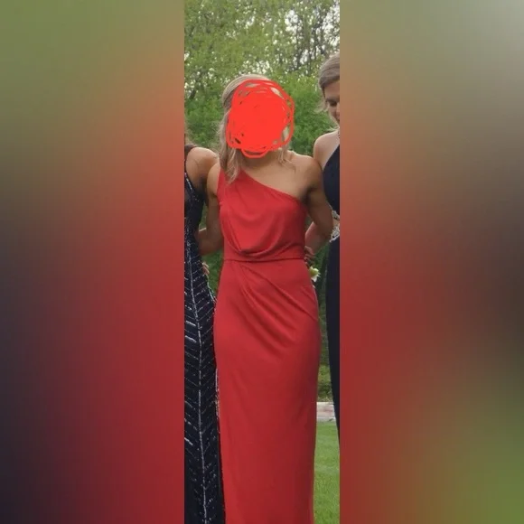 BCBGMaxAzria Dresses Stunning Red Oneshoulder Bcbg Dress